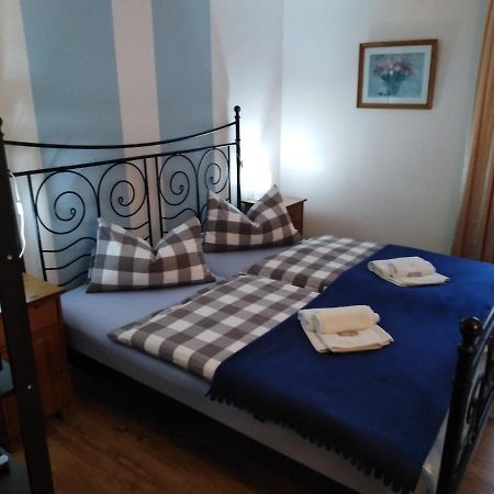 Landhaus Edelweiss Bed&Breakfast - Adults Only Neustadt am Rennsteig Exterior photo